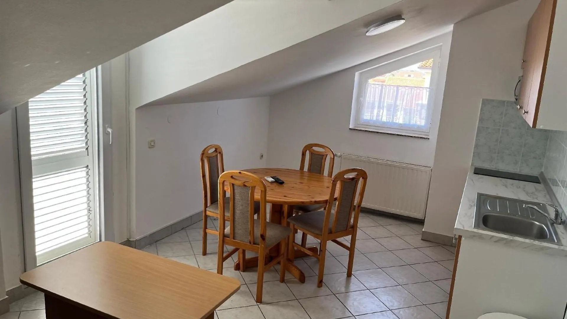 Tolles Appartement In Vir Mit Grill, Garten Und Terrasse Und Meerblick