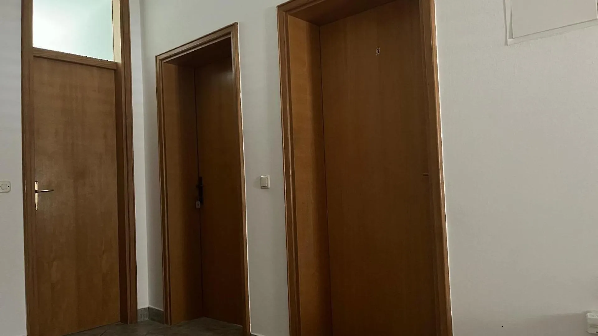 Tolles Appartement In Vir Mit Grill, Garten Und Terrasse Und Meerblick Apartmán