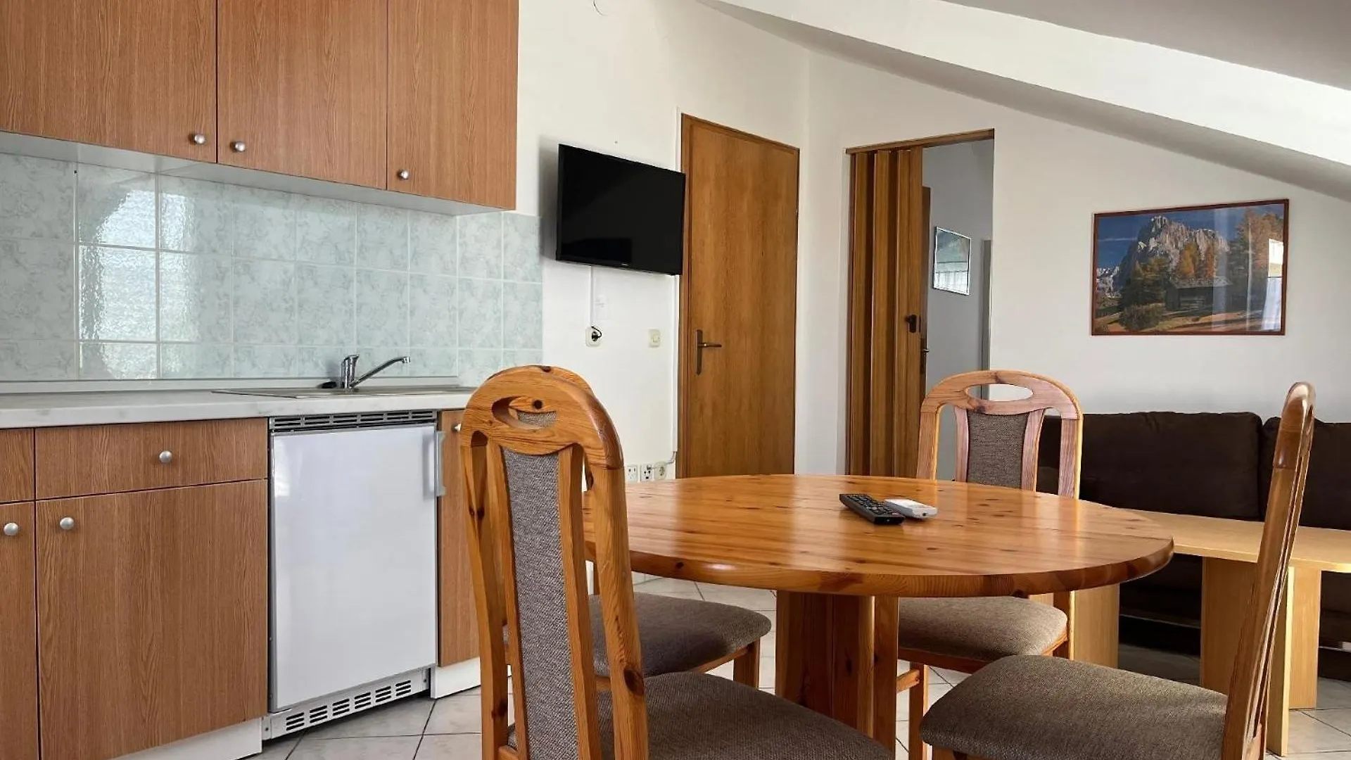 Tolles Appartement In Vir Mit Grill, Garten Und Terrasse Und Meerblick