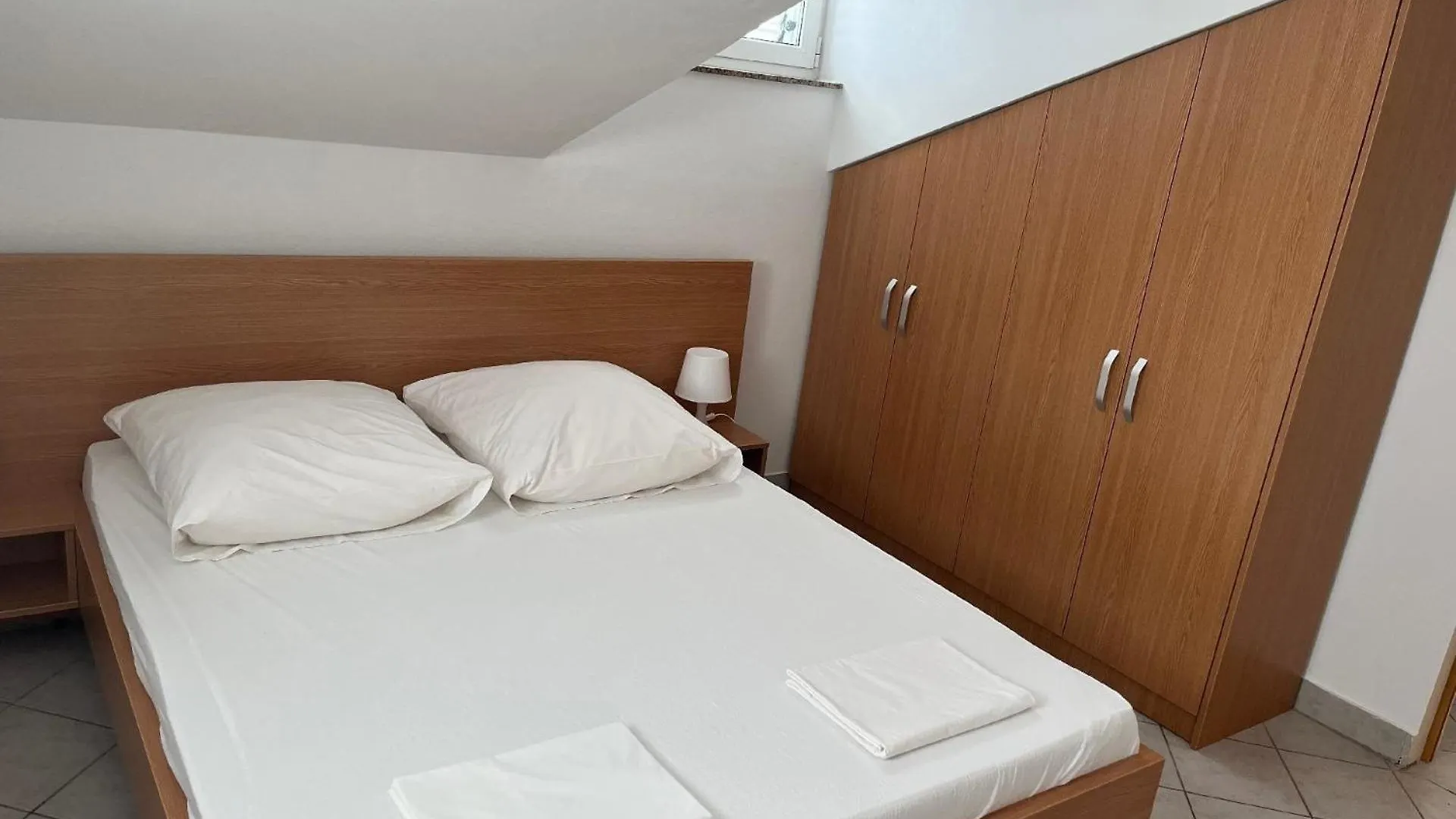 Apartmán Tolles Appartement In Vir Mit Grill, Garten Und Terrasse Und Meerblick